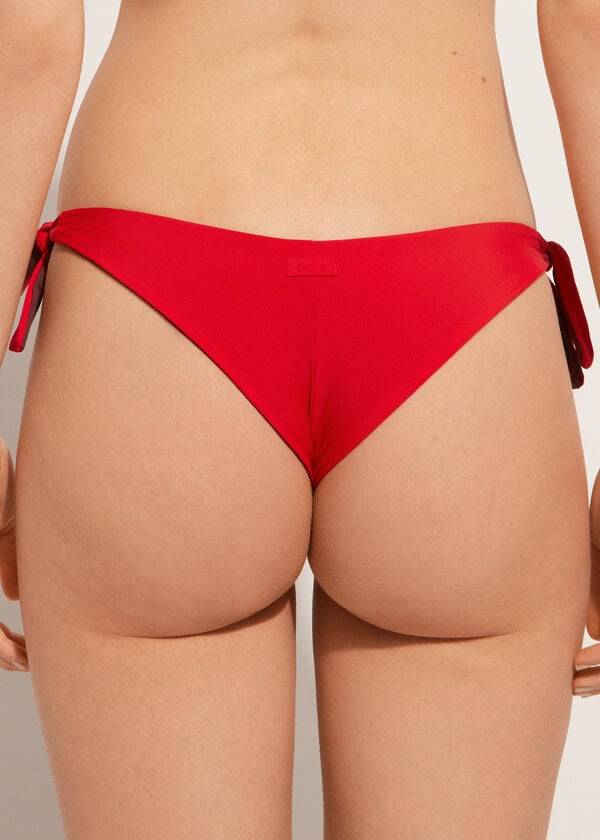 dámské ekologické bikiny calzedonia s brazilskou indonéskou mašlí v červené barvě